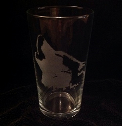Howling Husky Pint Glass